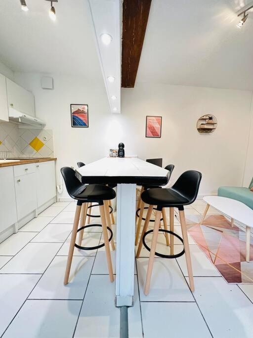 לאון Appartement Confidentiel מראה חיצוני תמונה