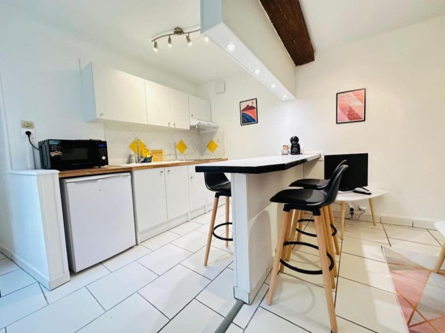 לאון Appartement Confidentiel מראה חיצוני תמונה